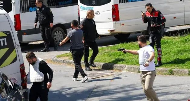 İsrail Başkonsolosluğu Önünde Silah Sesleri Duyuldu