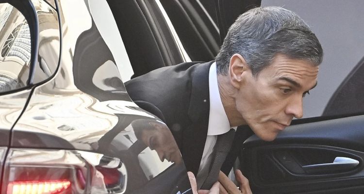 İspanya'da Başbakan Pedro Sanchez'in Partisine Polis Baskını!