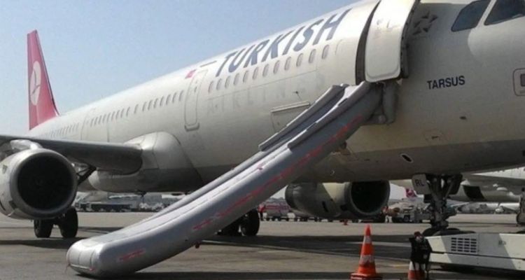 İstanbul-Katmandu Seferini Yapan THY Uçağında Yangın Paniği