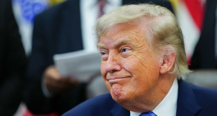 Kendini Doktor Yapan Donald Trump'tan 'Diyet Kola' Tavsiyesi