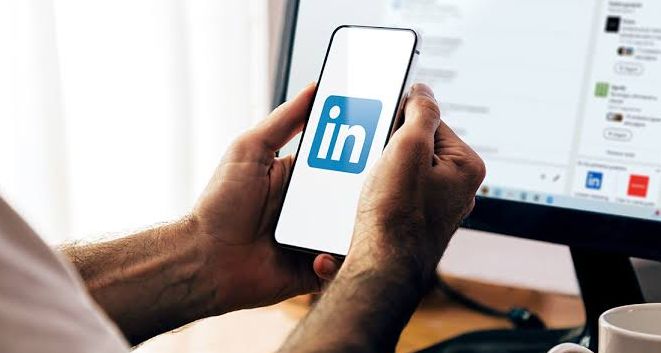 LinkedIn'de Yeni Dönem: İş Bağlantıları Aşka Dönüşüyor