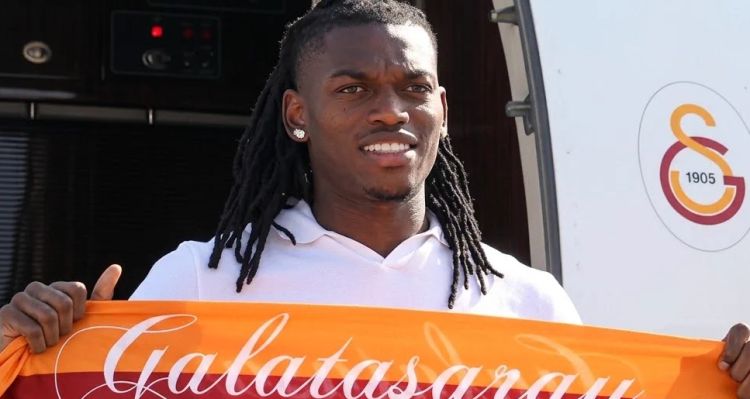 Rafael Leao, İstanbul'a Geldi: Aston Villa İtirafı!