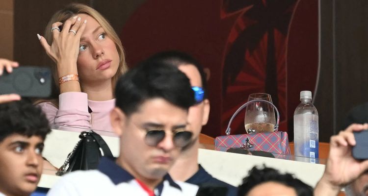 Ester Exposito, Türkiye-Fransa Maçına Geldi mi? Yapay Zeka Gerçeği